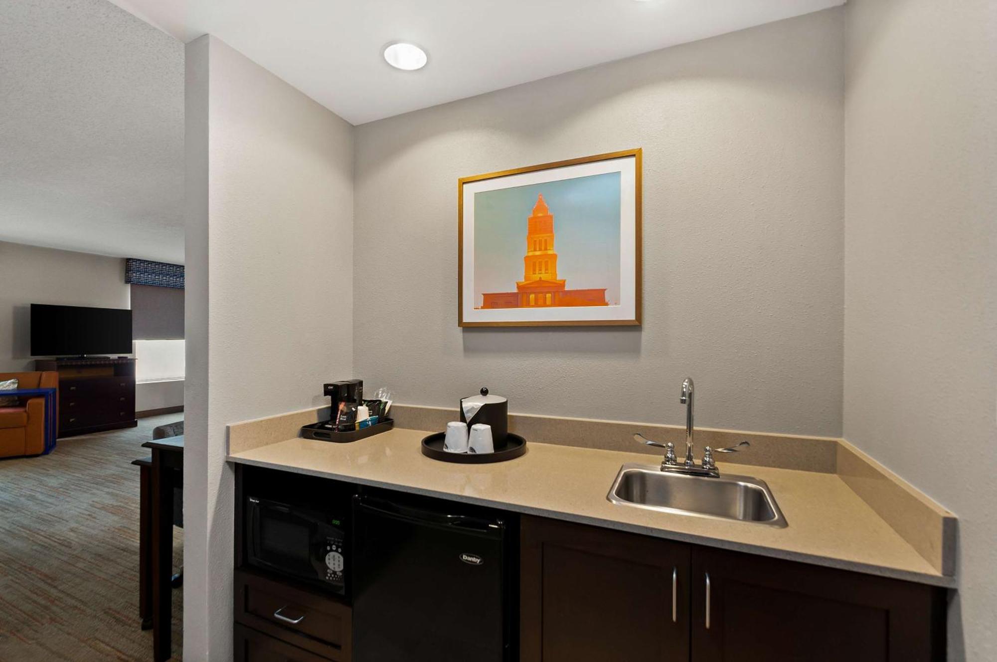 Hampton Inn & Suites Fort Belvoir Alexandria South Экстерьер фото